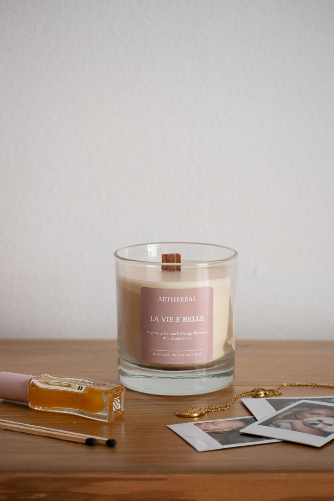 La Vie E Belle Candle