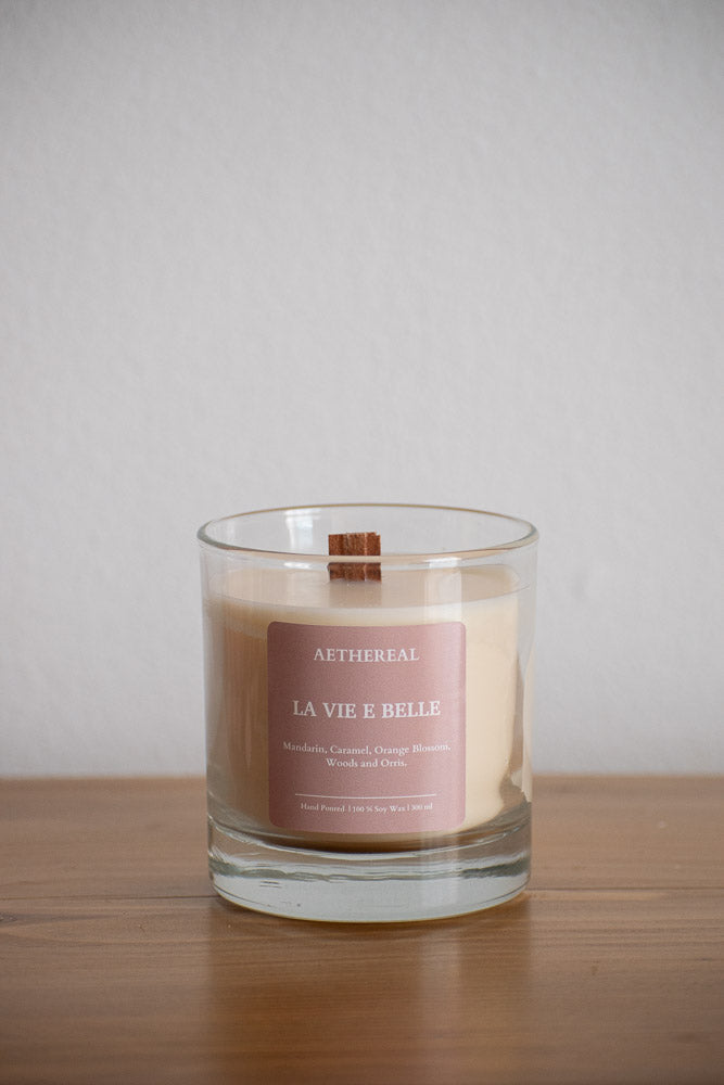 La Vie E Belle Candle