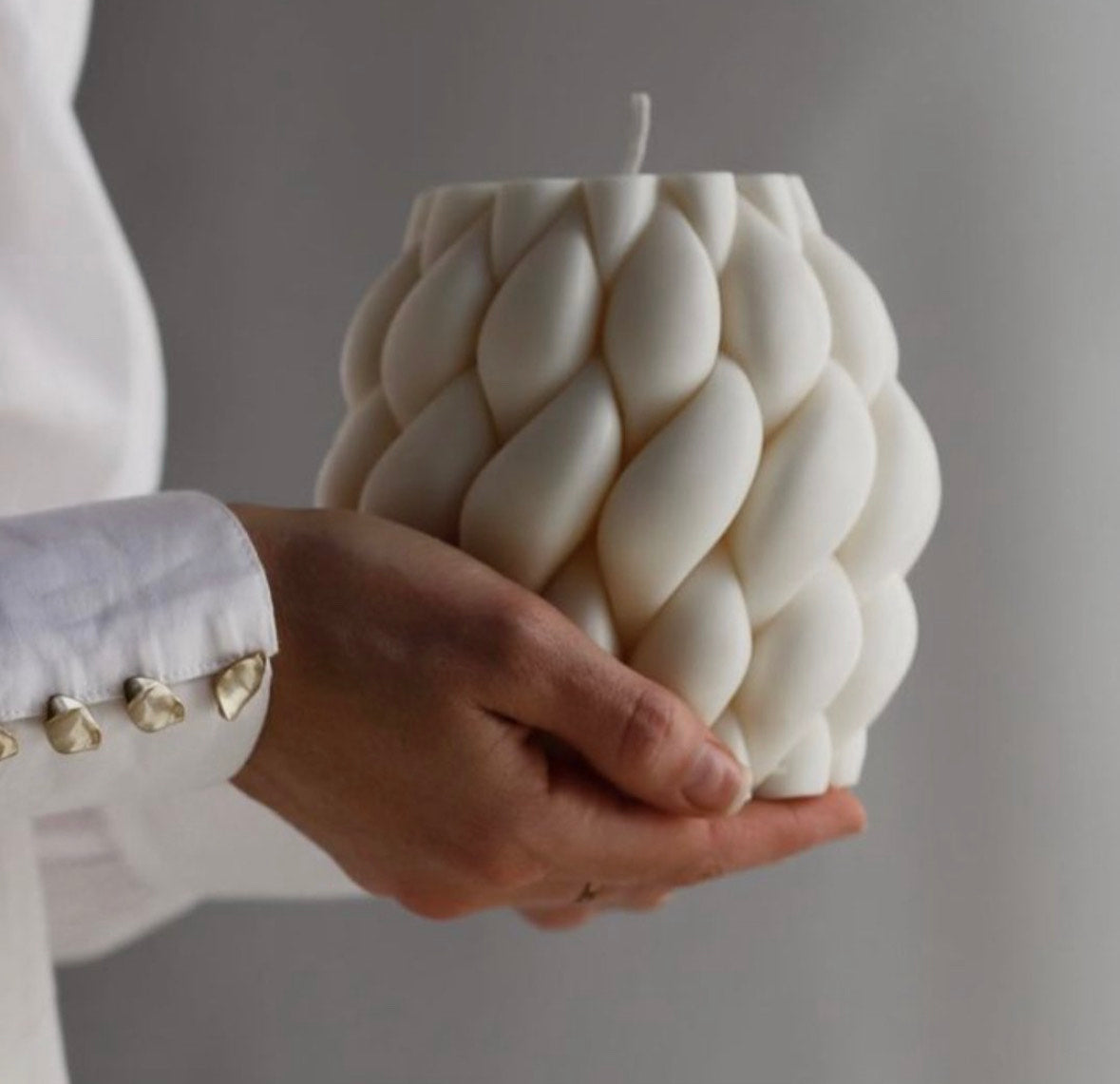 Bond Candle